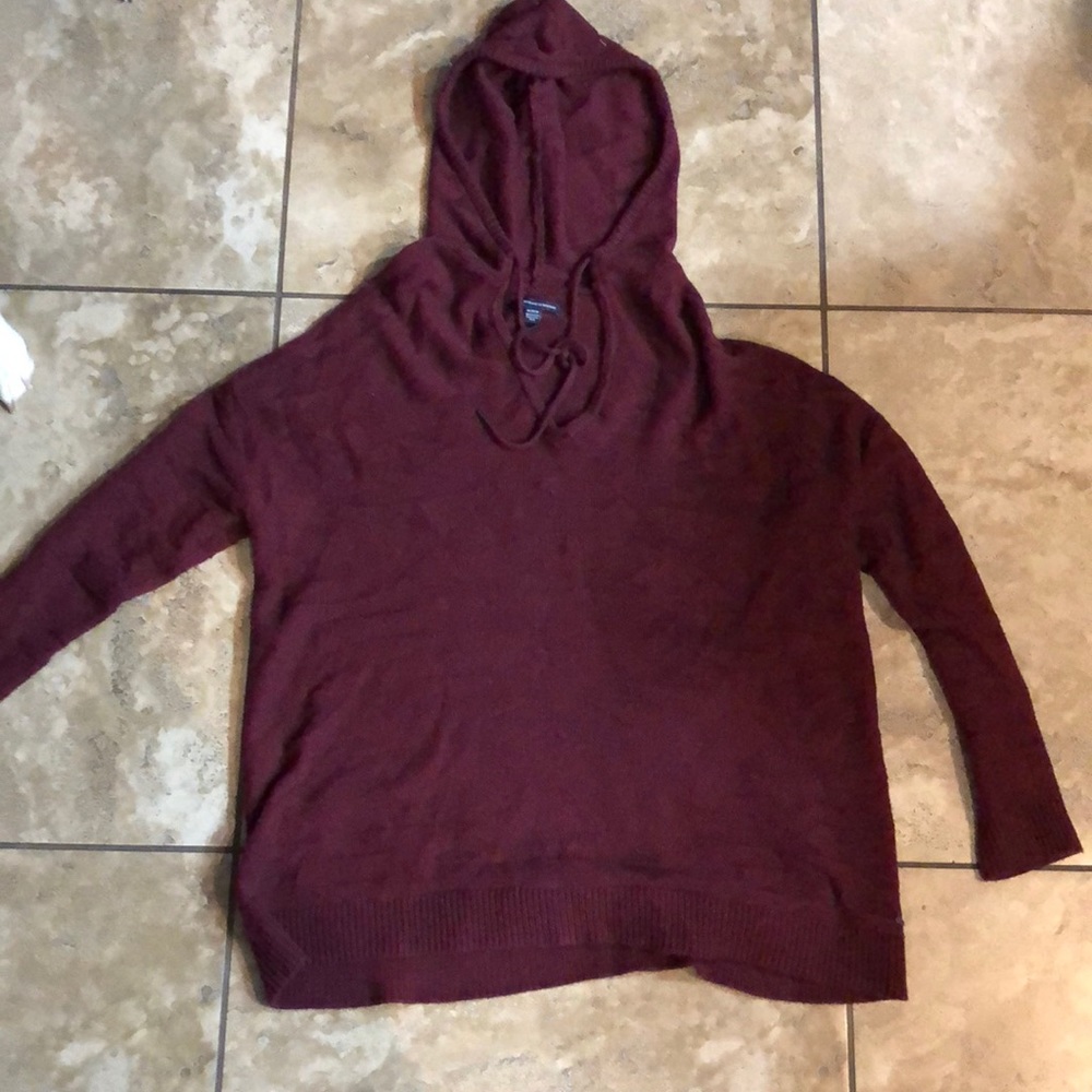American Eagle sweater